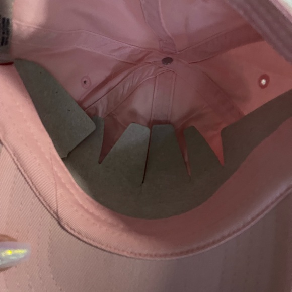 Pink Cape Cod hat - Picture 3 of 3